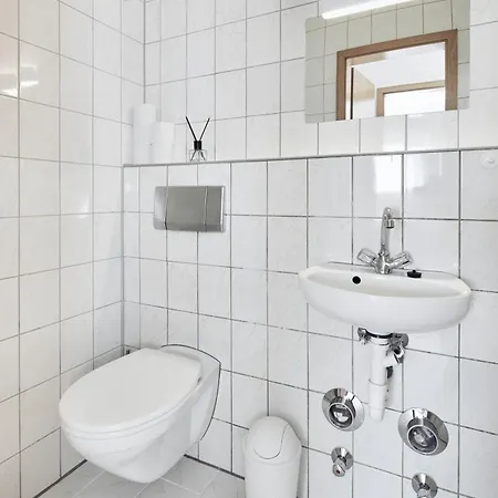 Lemon 1,apartment Im Kuenstlerviertel - Naehe Innenstadt Und Ubahn, 2 Zimmer, 3 Einzelbetten Und Ein Doppelbett 아파트 뉘른베르크